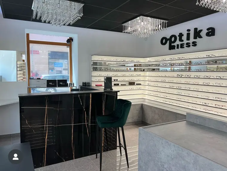 Realizace sítě očních optik 2